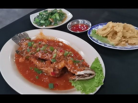 dee beach tomyam seafood mersing