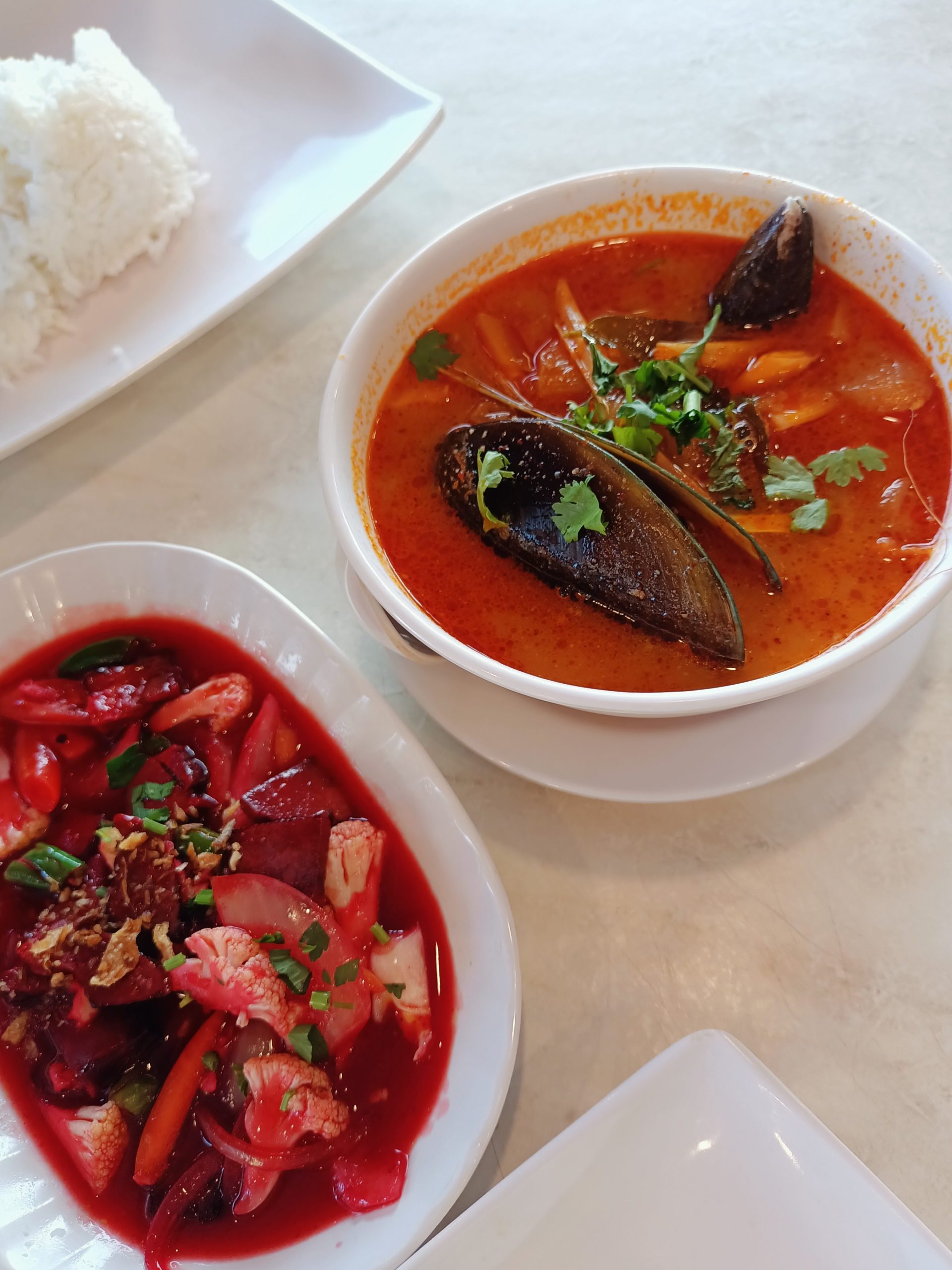 dkota seafood rumah makan scaled