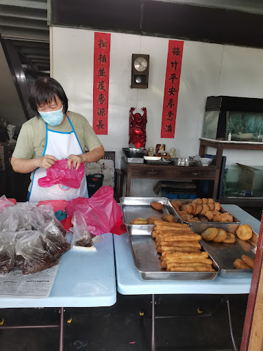 Mersing牛车档白粥叉烧角