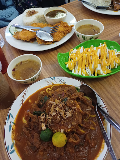 Taufan Chicken Pekan Nanas