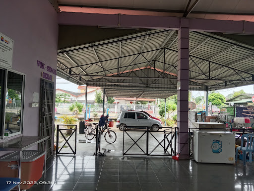 Warung Cik Talib lebih kurang halal