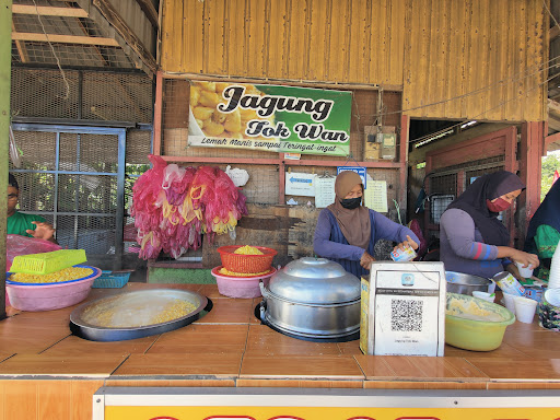 Tok Wan Jagung Kukus