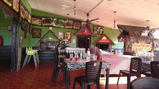 Restoran ikan Bakar