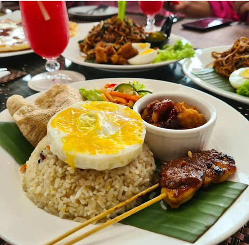 OMG Beach Bar & Restaurant at Paradise 101 Langkawi