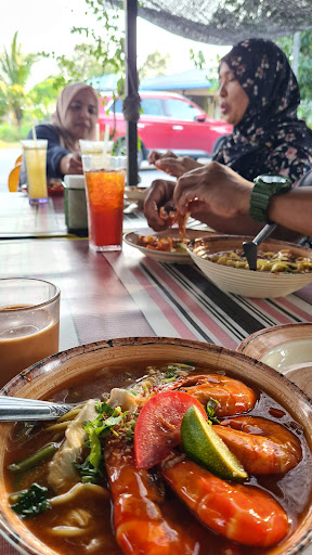 Mee Udang Kak Zah Pengkalan Kuala Teriang
