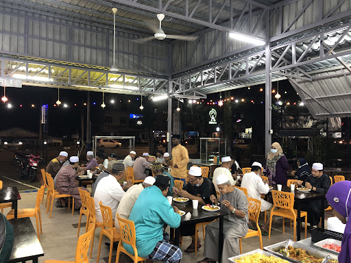 FOOD PARADISE RESTAURANT & BISTRO Pakistani & Indian Cusine