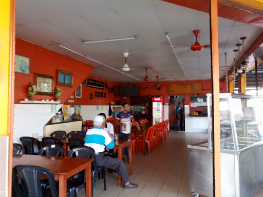 Restoran Omak Den @ Masjid Tanah