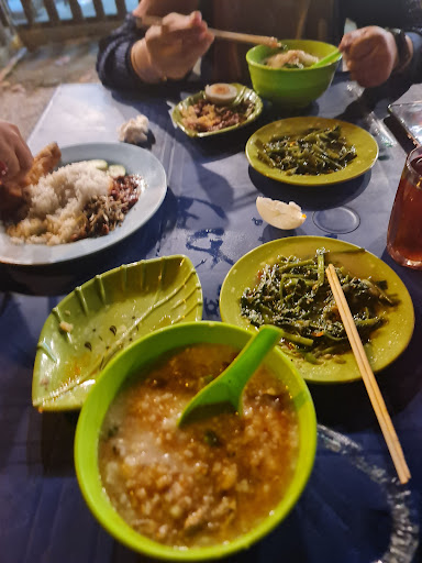 Warung Comel Bukit Beringin