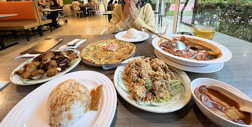Mohd Chan by the Garden