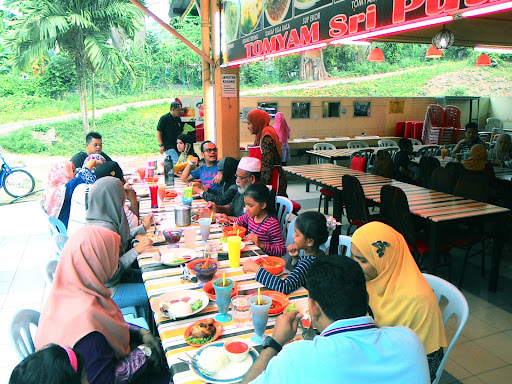 Medan Selera Ayer Keroh