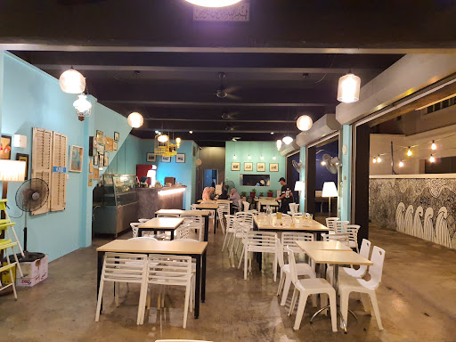 LeQUE Steak & Smoked House