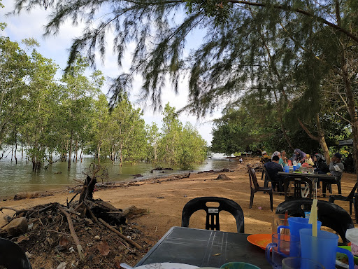 Warung Madlija Fort Supai