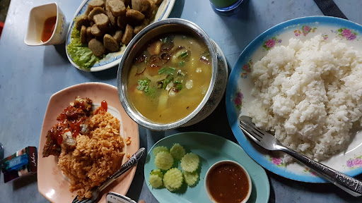 Fatihah Tom Yam (FAAIS SEAFOOD)