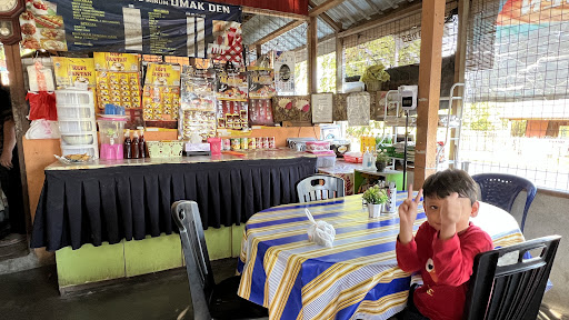 Kedai Makan Omak Den Sri Pilah