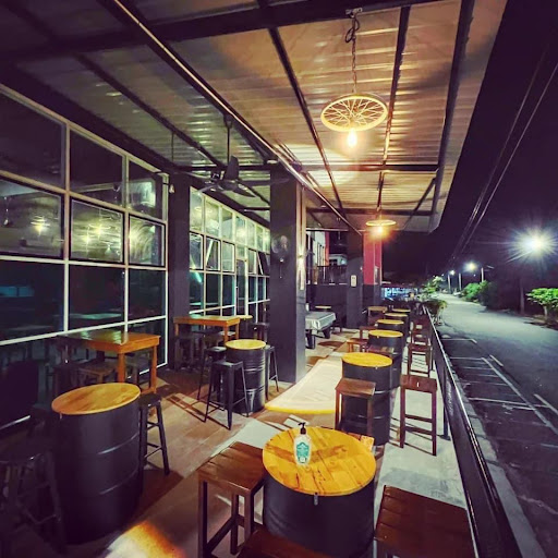 Wheels Restaurant & Bar Port Dickson