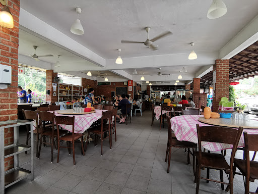 Summer Park Restaurant 夏日