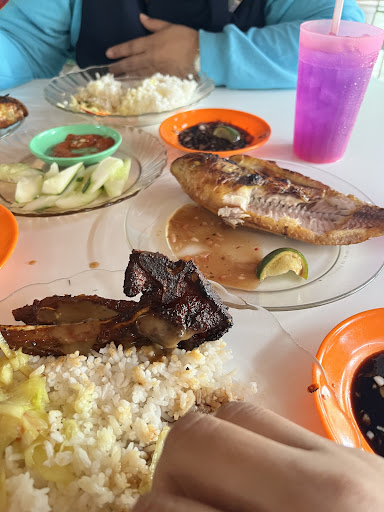 Restoran Kg. Melaka, Kuala Lipis