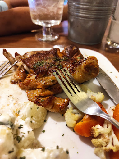 Labu Labi Restaurant & Cafe