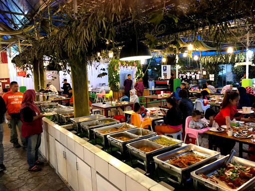 Restoran Taman Apple Cameron Steamboat & Grill