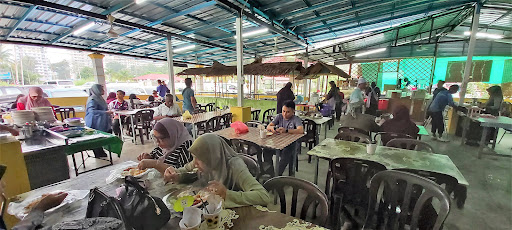Warung Ibu Jalan Teluk Batik ( Teluk Batik, Lumut, Perak )