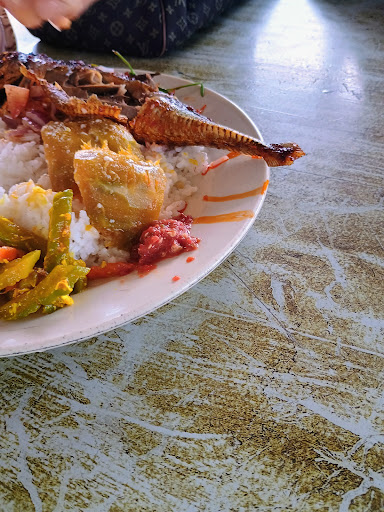 Kedai Makan Mak Tam (Nasi Campur)