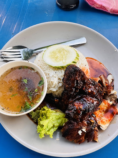 Persiaran Makanan Bintong