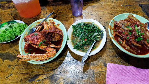 Makan Mana Ikan Bakar