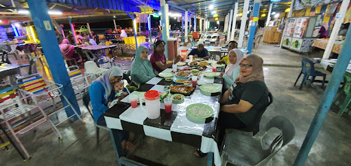 Warung Ikan Bakar 3557 & Western Food