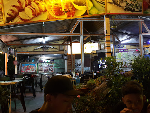 Restoran Muslim Ikan Bakar & Tomyam