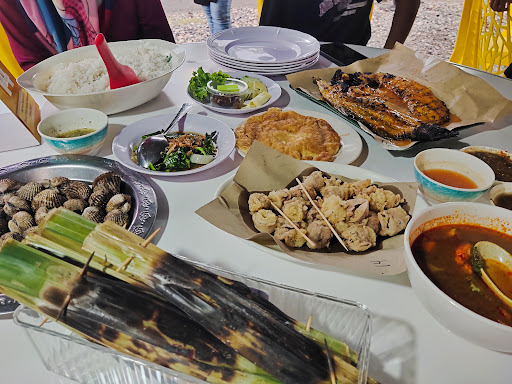 SABUT IKAN BAKAR
