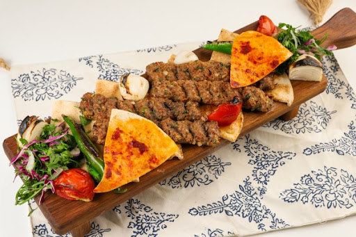 Telaga Halab Restaurant , المطعم السوري تلاقي حلب