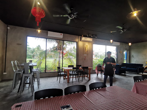 Warehouse M2 Kitchen