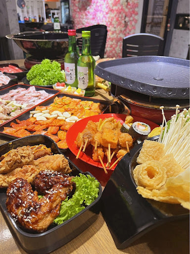 THE SEOUL BBQ & STEAMBOAT