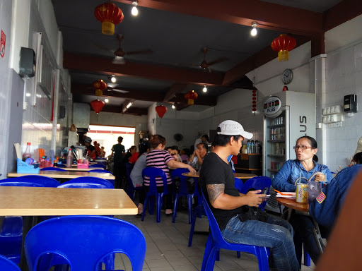 New Wan Wan Cafe (新旺旺茶室)