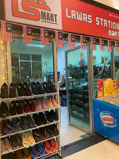 Lawas Station Mart