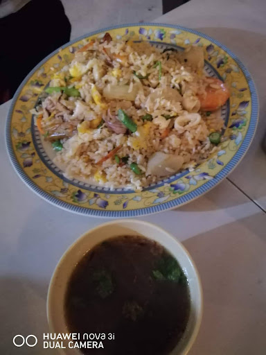 D'TELLIAN CORNER IKAN & SOTONG GRILL