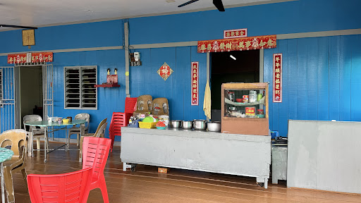 Warung Tiga Rumah