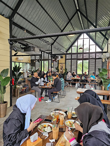 Kampung Hills Eatery