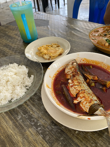 Warung Mee Kari Pak Man Koboi