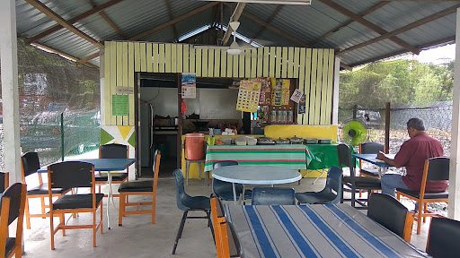 Kedai Makan Wak Yan