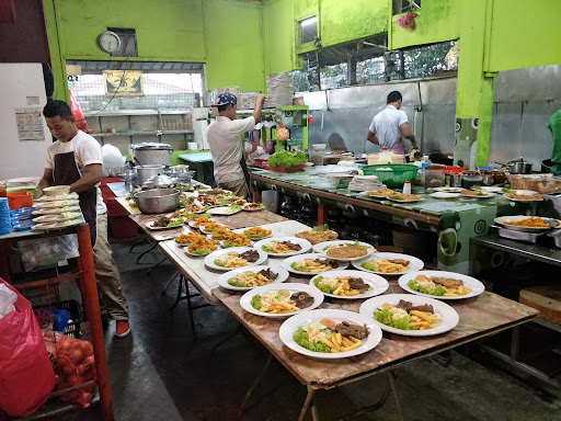 FAUZI L.Y. Seafood & Western