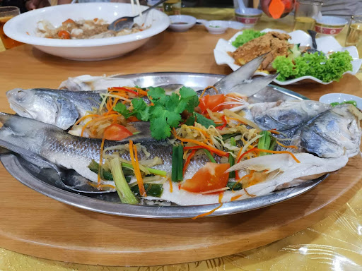 Kedai Makan Lee Kee 李记冷气酒家
